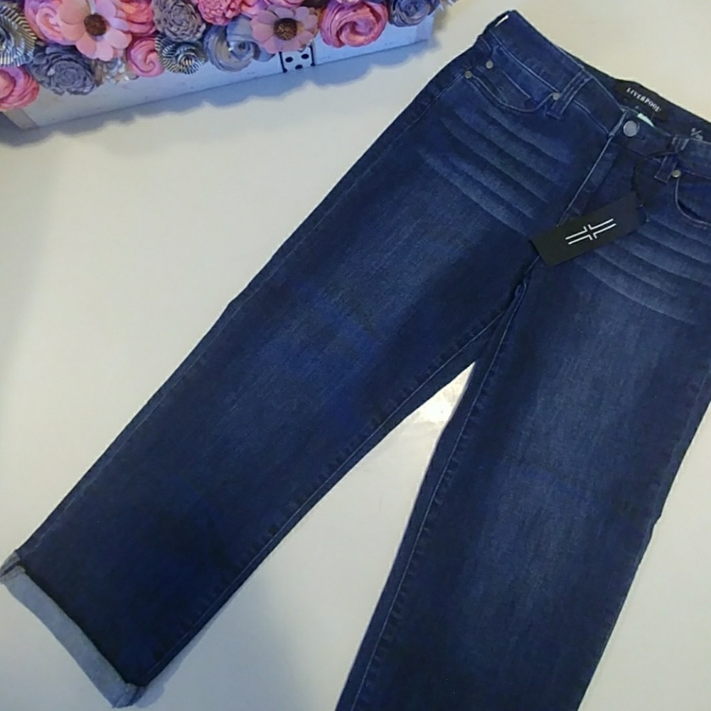 NWT Liverpool capri